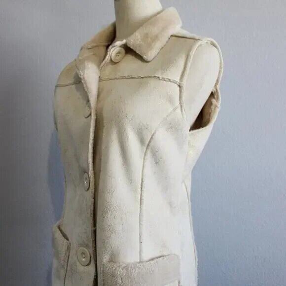 JUSTICE Shearling Faux Fur Vest Coat Tan Shimmer Big Girls Size 14 - Picture 4 of 11